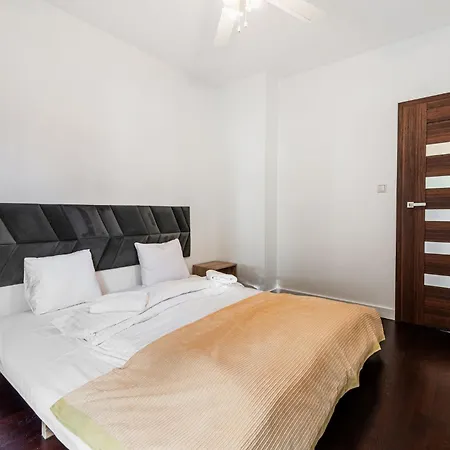 Rentplanet - Piekna Z Tarasem Wrocław